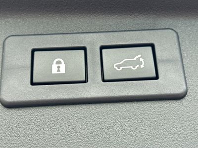 2026 Subaru Outback — photo 12 view