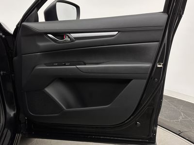 2025 Mazda CX-5 - Photo 29