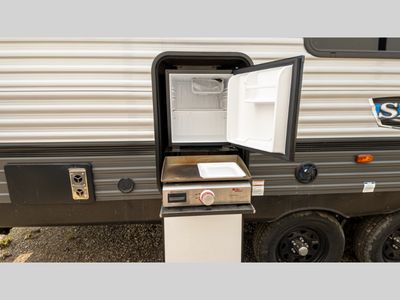 2022 Forest River RV Salem — photo 9 view