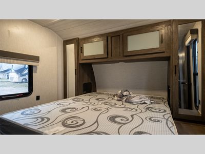 2022 Forest River RV Salem — photo 12 view