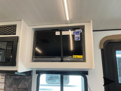 2026 Keystone RV Bullet Crossfire — photo 17 view