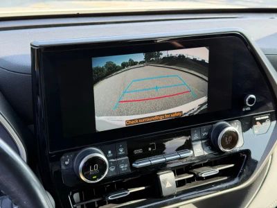 2023 Toyota Highlander - Photo 38