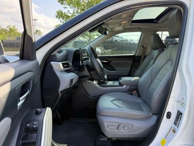 2023 Toyota Highlander - Photo 24