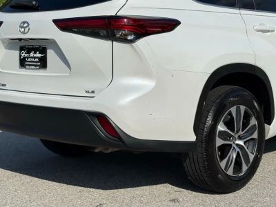 2023 Toyota Highlander - Photo 13