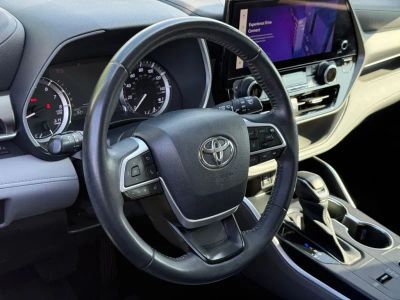 2023 Toyota Highlander - Photo 17
