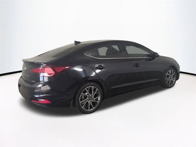 2019 Hyundai Elantra - Photo 5