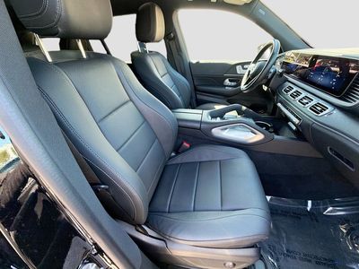 2025 Mercedes-Benz GLS - Photo 16