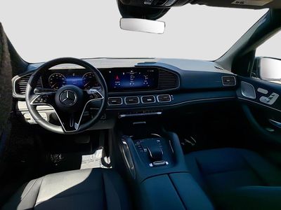 2025 Mercedes-Benz GLS - Photo 17