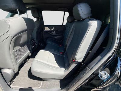 2025 Mercedes-Benz GLS - Photo 23