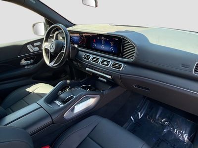 2025 Mercedes-Benz GLS - Photo 15