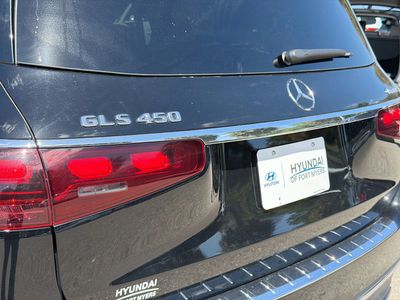 2025 Mercedes-Benz GLS - Photo 11