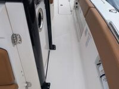 2025 Robalo 270 CC - Photo 19