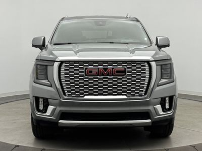 2023 GMC Yukon XL - Photo 2