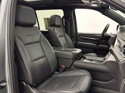 2023 GMC Yukon XL - Photo 36
