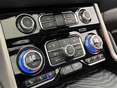 2023 GMC Yukon XL - Photo 14