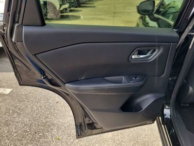 2024 Nissan Rogue — photo 30 view