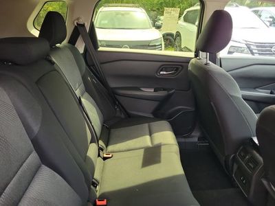 2024 Nissan Rogue — photo 32 view