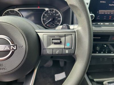 2024 Nissan Rogue — photo 17 view
