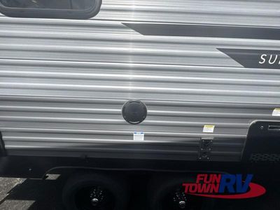 2025 Coachmen RV Catalina Summit Series 8 - Photo 12