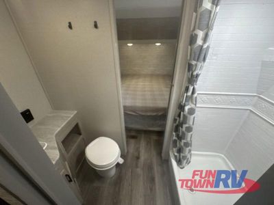 2025 Coachmen RV Catalina Summit Series 8 - Photo 27