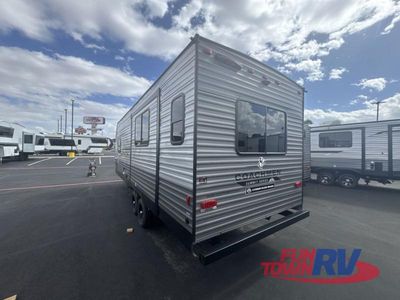 2025 Coachmen RV Catalina Summit Series 8 - Photo 5
