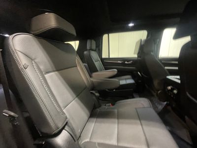 2024 GMC Yukon XL - Photo 18