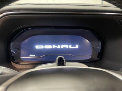 2024 GMC Yukon XL - Photo 10