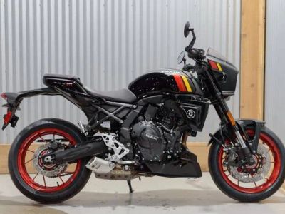2026 Suzuki GSX-8TT — front three-quarter view