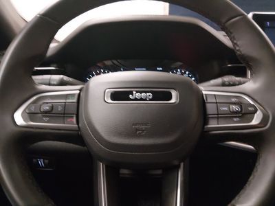 2024 Jeep Compass - Photo 12