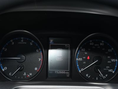 2017 Toyota RAV4 - Photo 13