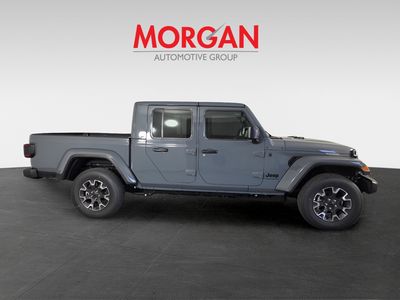 2026 Jeep Gladiator - Photo 4