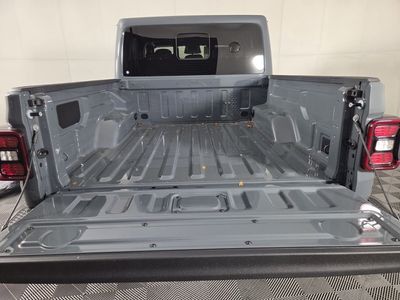2026 Jeep Gladiator - Photo 20