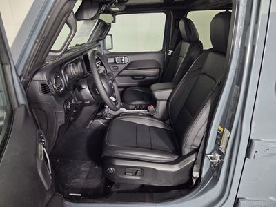 2026 Jeep Gladiator - Photo 8