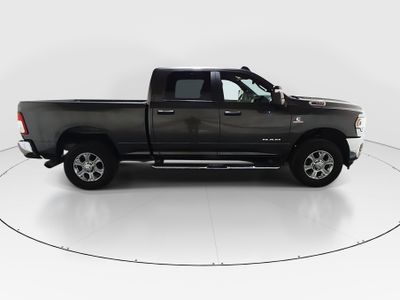 2024 Ram 2500 — photo 8 view