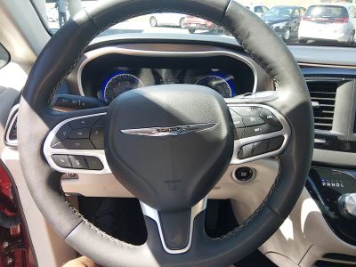 2023 Chrysler Voyager - Photo 12