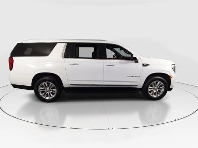 2023 GMC Yukon XL - Photo 8