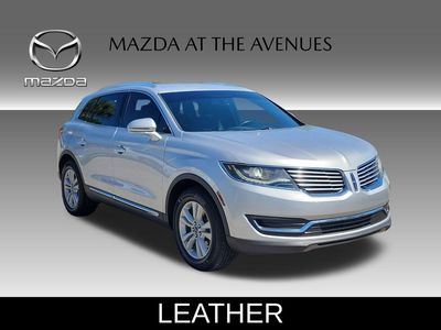 2018 Lincoln MKX — rear three-quarter view