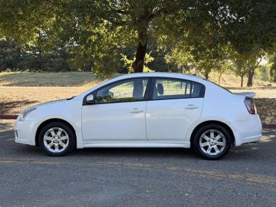 2012 Nissan Sentra — photo 10 view