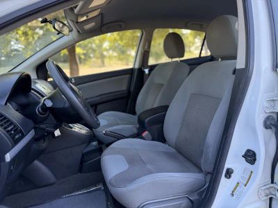 2012 Nissan Sentra — photo 17 view