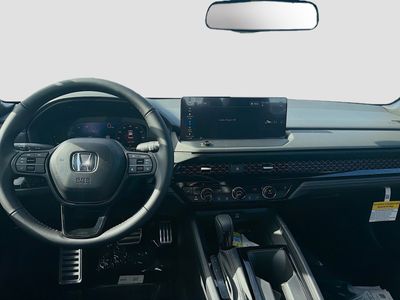 2026 Honda Accord Hybrid - Photo 17