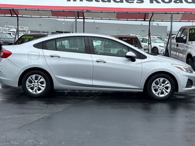 2019 Chevrolet Cruze - Photo 6