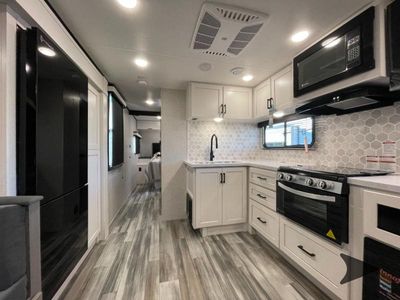 2026 Jayco Jay Feather — photo 24 view