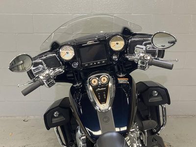 2025 Indian Motorcycle Roadmaster Elite Springfield Blue Candy - Photo 14