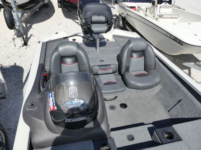 2023 Tracker Boats PRO TEAM 190 TX - Photo 12