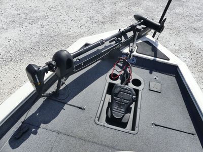 2023 Tracker Boats PRO TEAM 190 TX - Photo 9