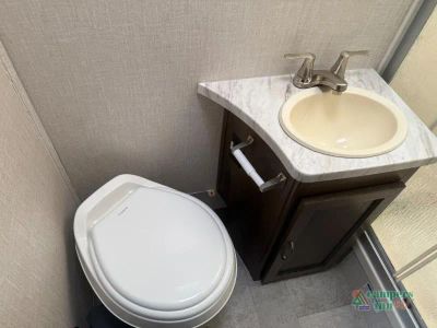 2019 Coachmen RV Prism — photo 37 view