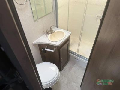 2019 Coachmen RV Prism — photo 35 view