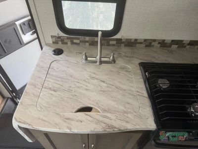 2019 Coachmen RV Prism — photo 26 view