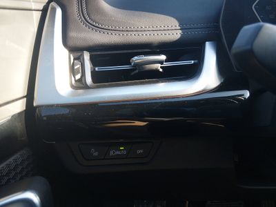 2025 BMW X1 — photo 12 view