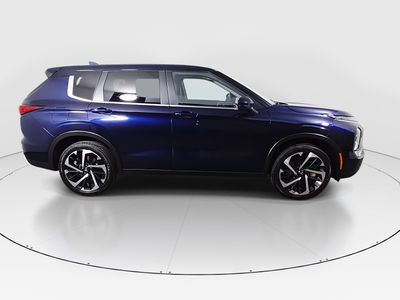 2024 Mitsubishi Outlander - Photo 8